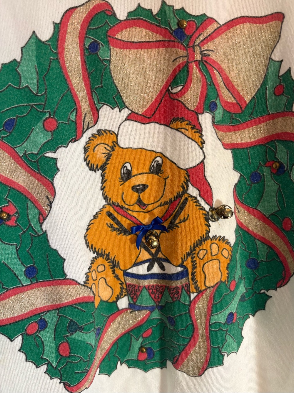 Vintage 90s Puffy Paint Teddy Bear Christmas Wreath Sweatshirt Real Jingle Bells - Picture 2 of 4